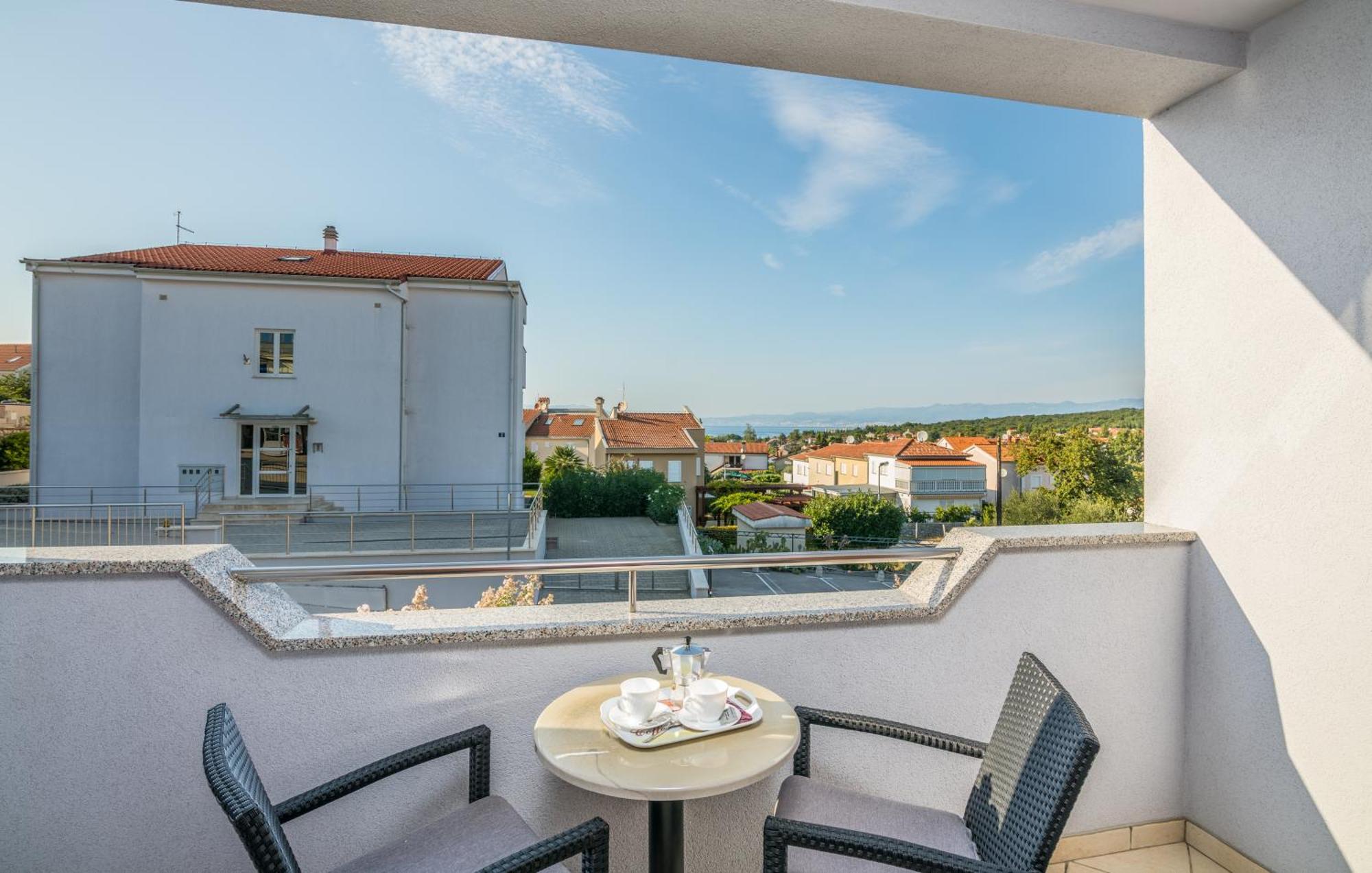 Apartments Kvarner 2 Malinska Exterior photo