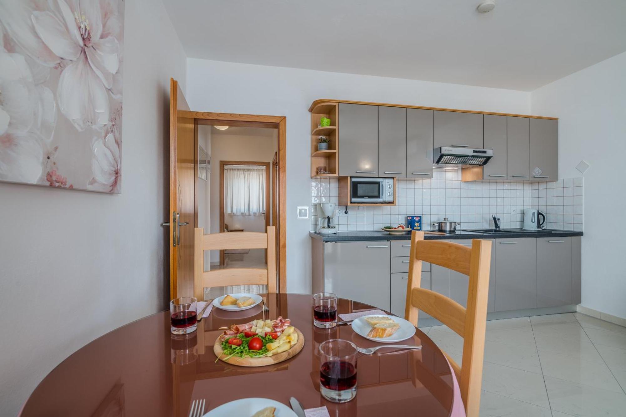 Apartments Kvarner 2 Malinska Exterior photo